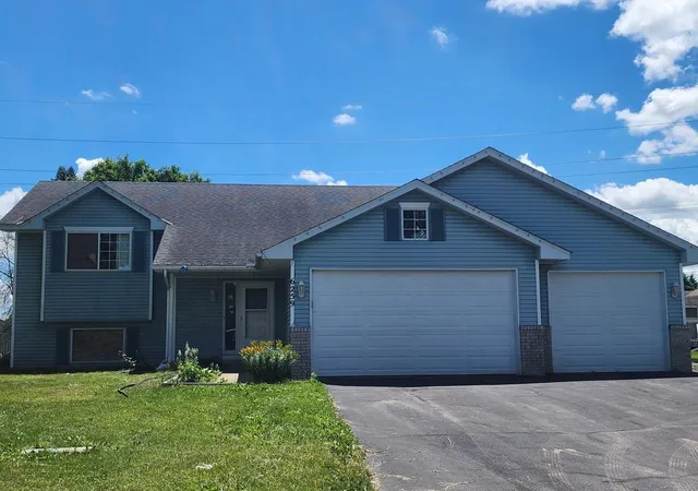 1st image of 6259 Forest Boulevard Trl, Wyoming, MN 55092 | MLS# 7131180