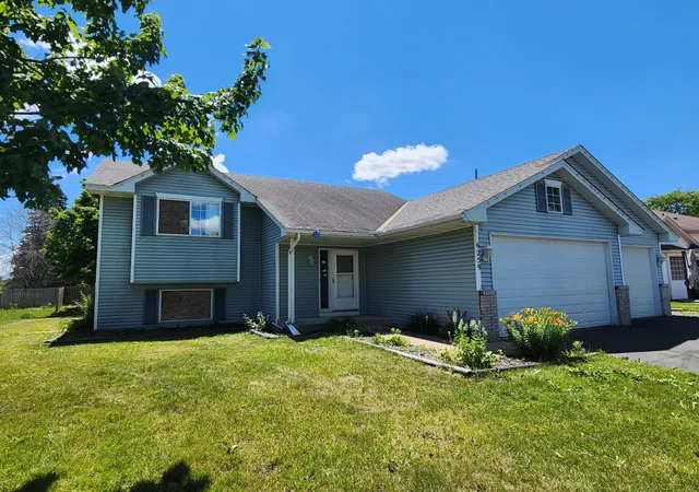 Photo 1 of Sale Pending at 6259 Forest Blvd Trl, Wyoming, MN 55092 | MLS# 7131180 | Listing updated on 2026-09-13