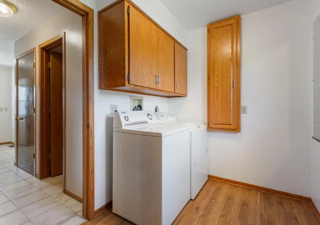 Photo 3 of Single family home for sale at 1433 Morris Ave, Hinckley, MN 55037 | MLS# 7131184 | Listing updated on 2026-10-09