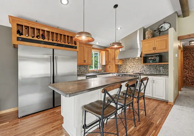 4th image of 1906 Raleigh Rd, New Richmond, WI 54017 | MLS# 7131186