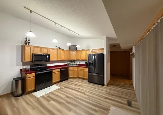 2nd image of 148 Cannonwood Dr, Red Wing, MN 55066 | MLS# 7131190