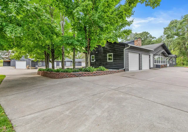 Photo 4 of Single family home for sale at 30155 Norway Dr NW, Cambridge, MN 55008 | MLS# 7131206 | Listing updated on 2026-09-13