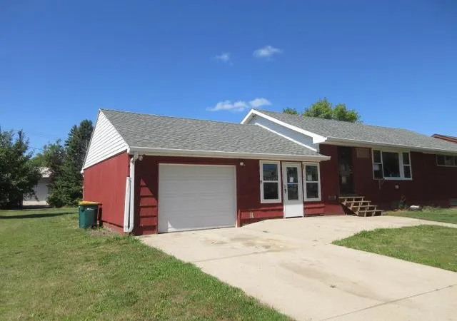 Photo 2 of Sale Pending at 8 2Nd St Ne, Gwinner, ND 58040 | MLS# 7131224 | Listing updated on 2026-09-05