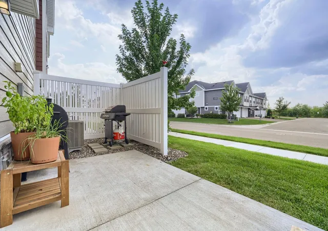17th image of 11012 Zest St Ne #E, Blaine, MN 55449 | MLS# 7131228