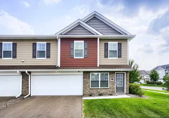 1st image of 11012 Zest St Ne #E, Blaine, MN 55449 | MLS# 7131228