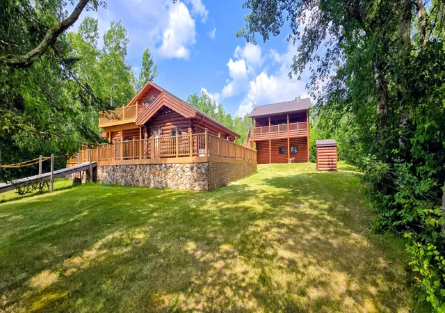 3rd image of 622 Oak, Oak Island, MN 56741 | MLS# 7131234