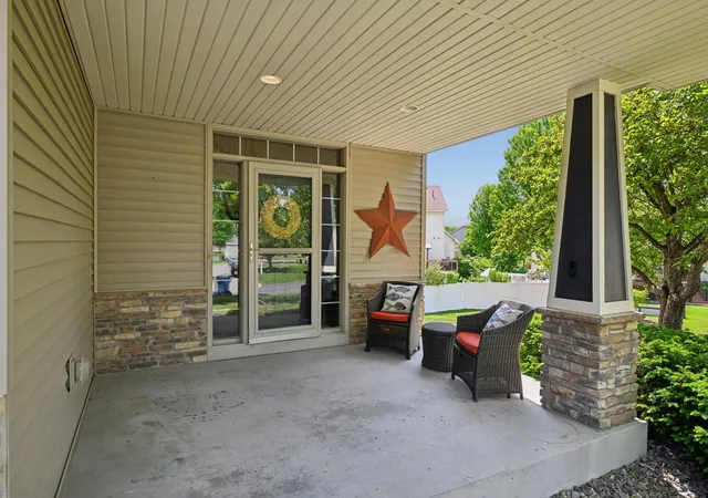 Photo 4 of Single family home for sale at 4675 Lark Ct Ne, Saint Michael, MN 55376 | MLS# 7131246 | Listing updated on 2026-08-22