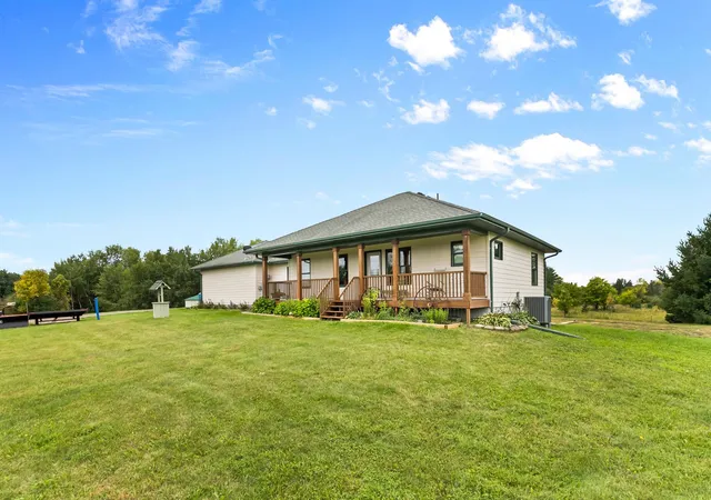 Photo 1 of Single family home for sale at 42790 Elmcrest Ave, Harris, MN 55032 | MLS# 7131248 | Listing updated on 2026-09-21