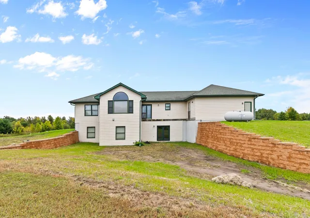 Photo 3 of Single family home for sale at 42790 Elmcrest Ave, Harris, MN 55032 | MLS# 7131248 | Listing updated on 2026-09-21