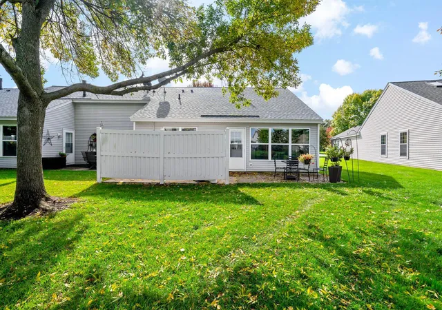 Photo 3 of Single family home for sale at 7936 Pinnacle Ave NE, Elk River, MN 55330 | MLS# 7131262 | Listing updated on 2026-10-09