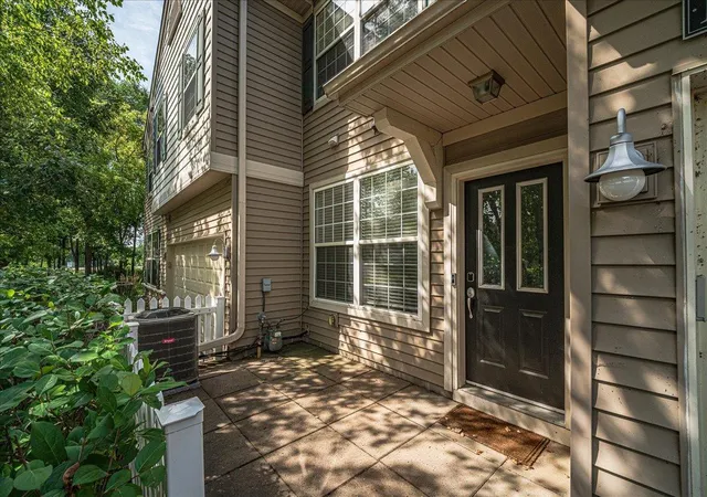 Photo 3 of Single family home for sale at 13660 Brass Pkwy, Rosemount, MN 55068 | MLS# 7131287 | Listing updated on 2026-10-16
