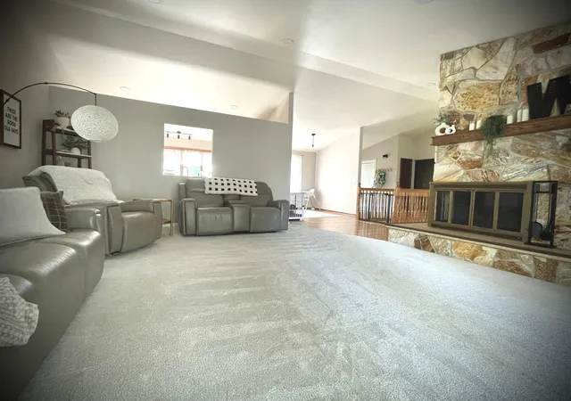 Photo 3 of Sale Pending at 3511 Hoeger Ln, Albert Lea, MN 56007 | MLS# 7131310 | Listing updated on 2026-09-04