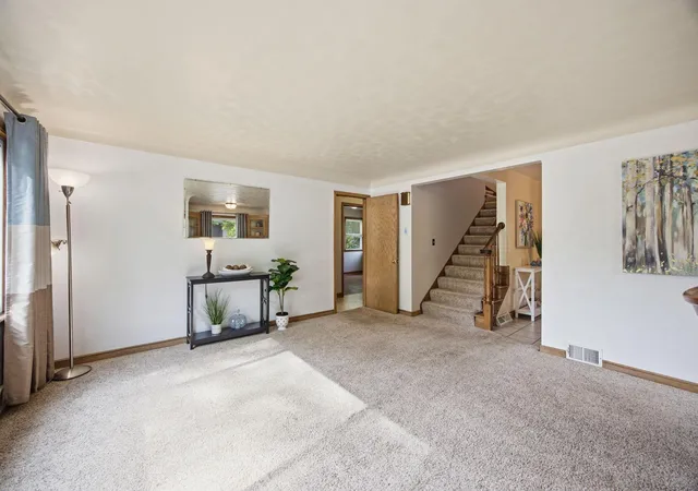 Photo 4 of Single family home for sale at 1763 Lafond Ave, Saint Paul, MN 55104 | MLS# 7131311 | Listing updated on 2026-10-09