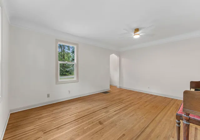 Photo 4 of Single family home for sale at 1896 Glenpaul Ave, Arden Hills, MN 55112 | MLS# 7131322 | Listing updated on 2026-10-07