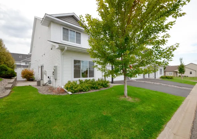 Photo 3 of Single family home for sale at 10669 74th St Ne, Otsego, MN 55301 | MLS# 7131323 | Listing updated on 2026-08-28