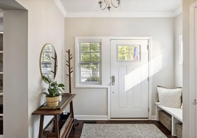 2nd image of 5209 W 48th St, Edina, MN 55436 | MLS# 7131329