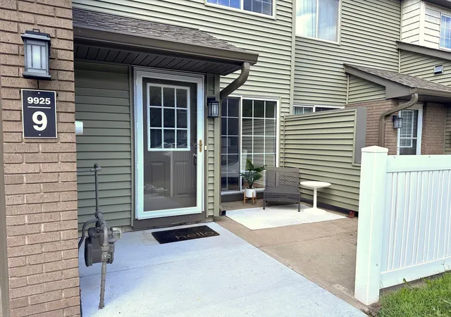 Photo 2 of Single family home for sale at 9925 Russell Ave N #9, Brooklyn Park, MN 55444 | MLS# 7131330 | Listing updated on 2026-09-21
