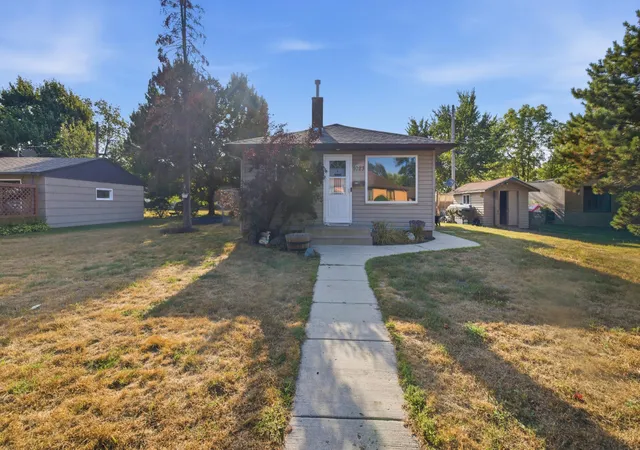 1st image of 1023 8th Ave Ne, Brainerd, MN 56401 | MLS# 7131356
