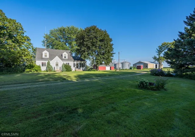 Photo 1 of Single family home for sale at 48751 190th Street, Lake Crystal, MN 56055 | MLS# 7131382 | Listing updated on 2026-09-12