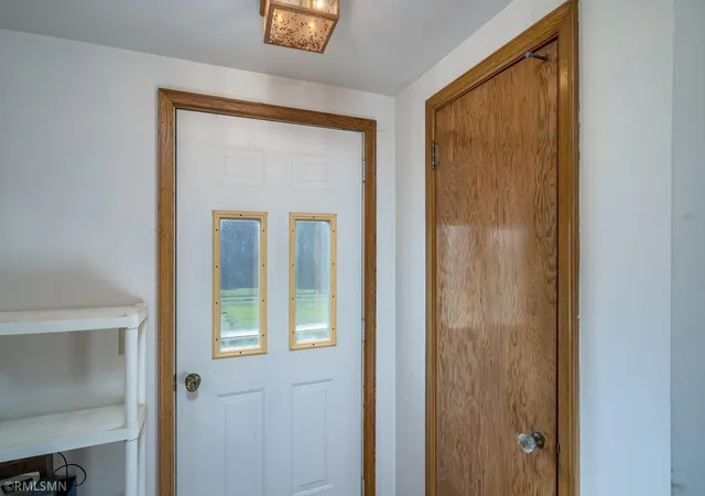 Photo 3 of Single family home for sale at 48751 190th Street, Lake Crystal, MN 56055 | MLS# 7131382 | Listing updated on 2026-10-14