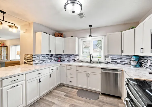 Photo 4 of Single family home for sale at 508 Walnut Ave S, Owatonna, MN 55060 | MLS# 7131400 | Listing updated on 2026-08-28