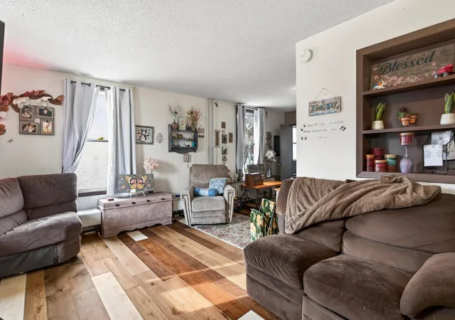 image of 591 Payne Ave, Saint Paul, MN 55130 | MLS# 7131404