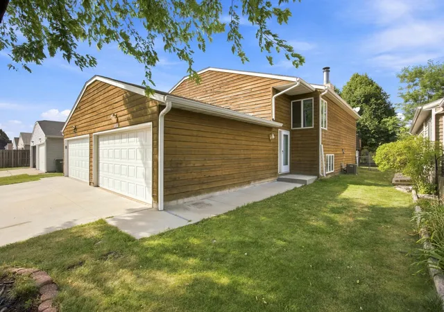 1st image of 1513 28th Ave S, Fargo, ND 58103 | MLS# 7131413