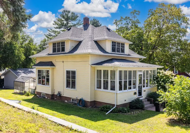 37th image of 115 Mill St E, Cannon Falls, MN 55009 | MLS# 7131416