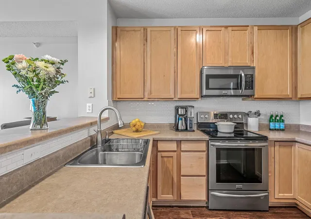 Photo 3 of Condo for sale at 515 N 1st St #405, Minneapolis, MN 55401 | MLS# 7131424 | Listing updated on 2026-09-06