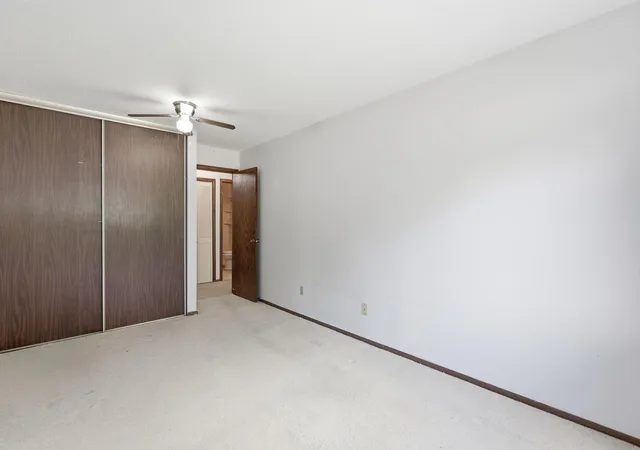 4th image of 205 Barry Ave S, Wayzata, MN 55391