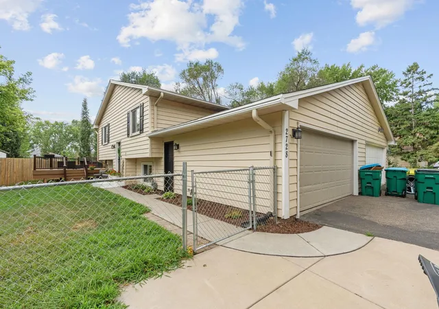 3rd image of 2728 111Th Ave Nw, Coon Rapids, MN 55433 | MLS# 7131433