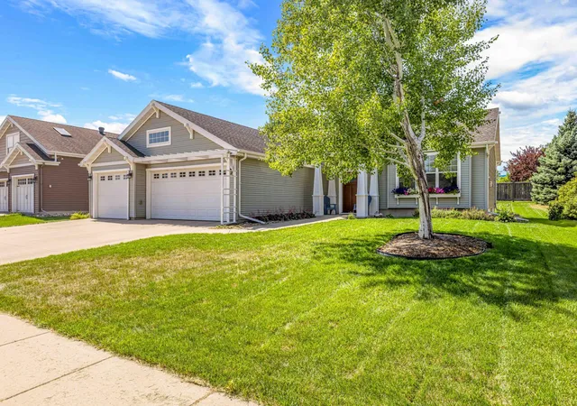 Photo 1 of Sale Pending at 1622 3rd St W, West Fargo, ND 58078 | MLS# 7131449 | Listing updated on 2026-09-04