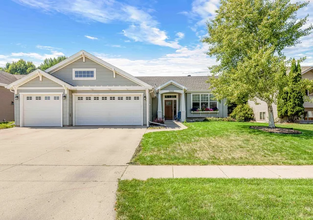 Photo 2 of Sale Pending at 1622 3rd St W, West Fargo, ND 58078 | MLS# 7131449 | Listing updated on 2026-09-04