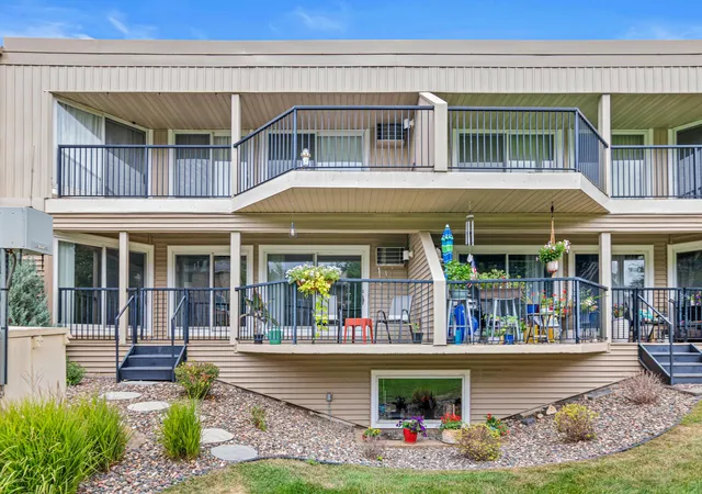 Photo 4 of Condo for sale at 6213 Saint Croix Trl N #108, Stillwater, MN 55082 | MLS# 7131451 | Listing updated on 2026-09-22