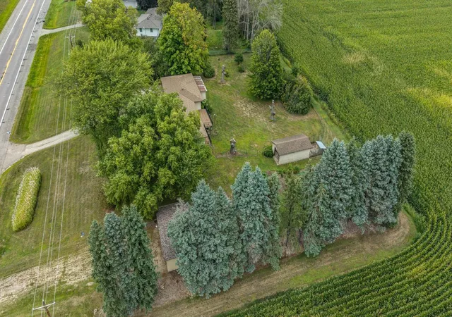 Photo 3 of Single family home for sale at 26078 Chippendale Ave, Northfield, MN 55057 | MLS# 7131452 | Listing updated on 2026-10-19