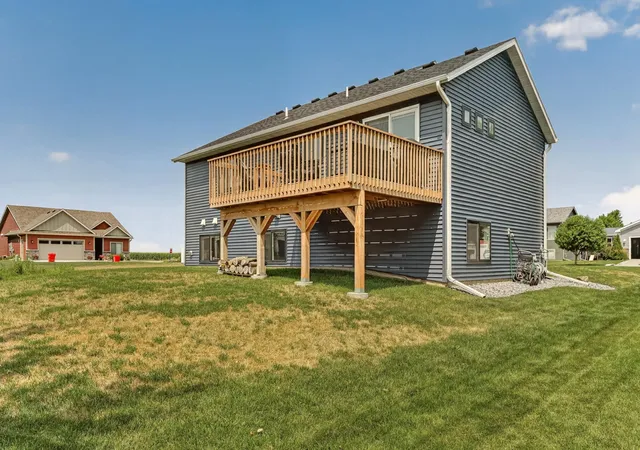 Photo 3 of Single family home for sale at 1502 2nd St Nw, Kasson, MN 55944 | MLS# 7131455 | Listing updated on 2026-09-04