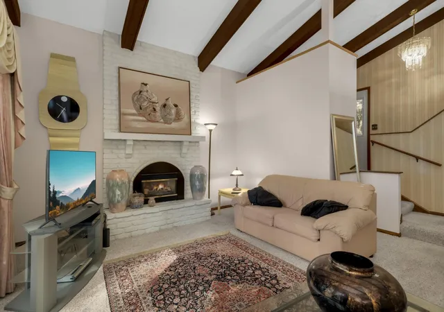 Photo 3 of Single family home for sale at 686 Maple Pond Ct, Saint Paul, MN 55126 | MLS# 7131470 | Listing updated on 2026-09-19