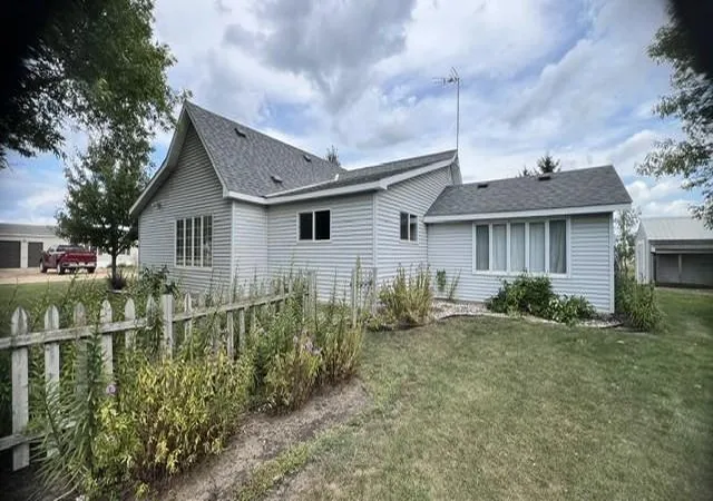 Photo 1 of Single family home for sale at 1010 Portland St, Villard, MN 56385 | MLS# 7131483 | Listing updated on 2026-10-08