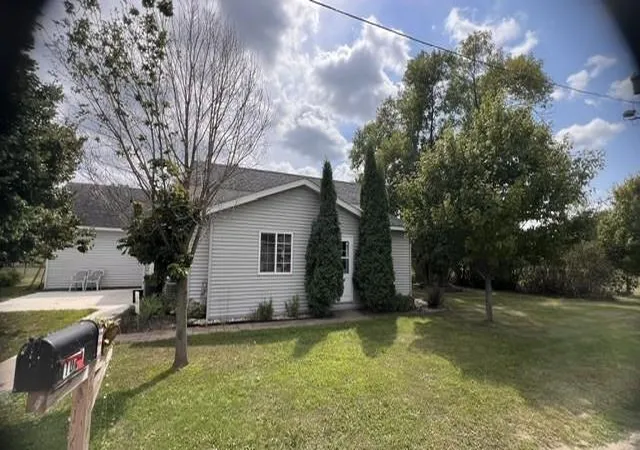 Photo 3 of Single family home for sale at 1010 Portland St, Villard, MN 56385 | MLS# 7131483 | Listing updated on 2026-10-07