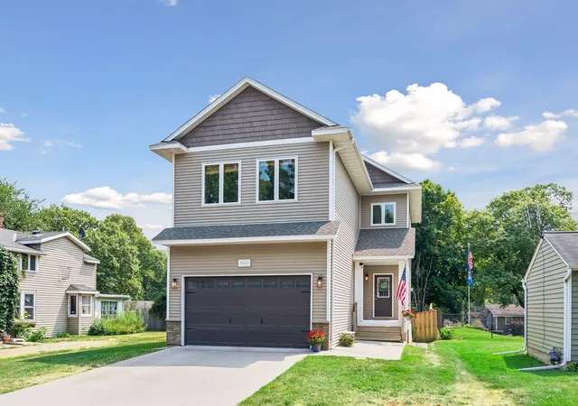 1st image of 4663 Suffolk Rd, Mound, MN 55364 | MLS# 7131493