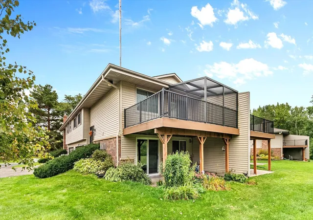 Photo 1 of Single family home for sale at 4113 Sylvia Ln S, Saint Paul, MN 55126 | MLS# 7131513 | Listing updated on 2026-10-01