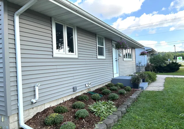 Photo 3 of Single family home for sale at 94 36th Ave Nw, Rochester, MN 55901 | MLS# 7131535 | Listing updated on 2026-09-15
