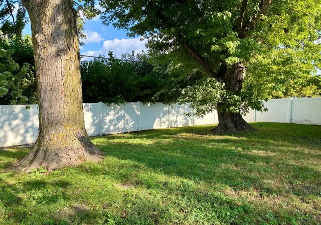 Photo 4 of Single family home for sale at 94 36Th Ave Nw, Rochester, MN 55901 | MLS# 7131535 | Listing updated on 2026-09-15