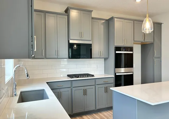 Photo 4 of Single family home for sale at 2095 Kestrel Dr, Shakopee, MN 55379 | MLS# 7131544 | Listing updated on 2026-10-09