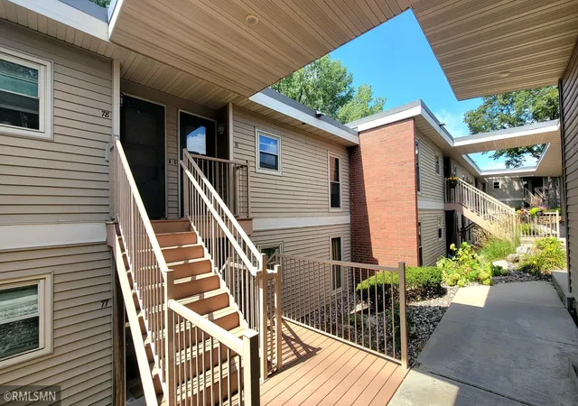 2nd image of 110276 Village Rd, Chaska, MN 55318 | MLS# 7131560