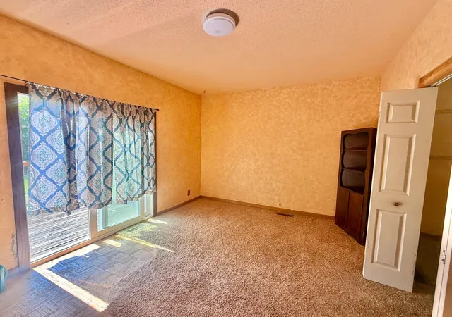 Photo 3 of Sale Pending at 400 High Ave, Willmar, MN 56201 | MLS# 7131564 | Listing updated on 2026-08-30