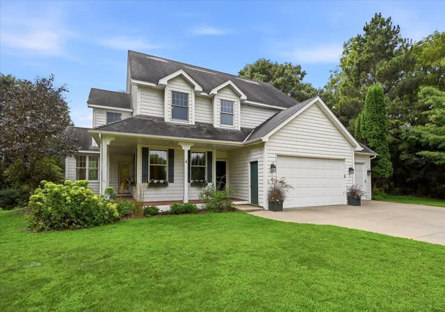 1st image of 9111 107th St N, Grant, MN 55082 | MLS# 7131565