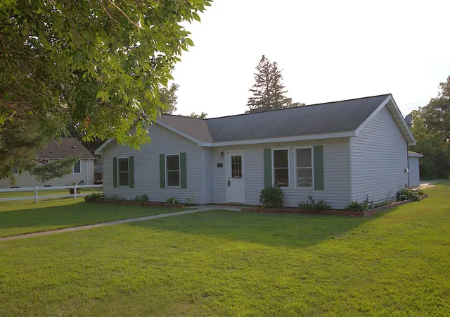 3rd image of 311 Roosevelt St Sw, Staples, MN 56479 | MLS# 7131571