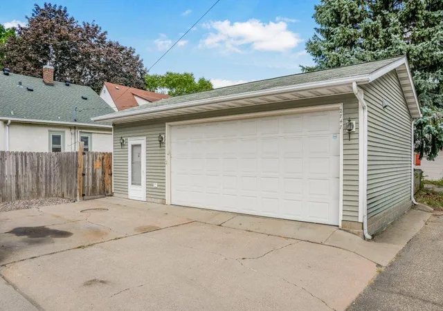 Photo 3 of Single family home for sale at 2747 Garfield St Ne, Minneapolis, MN 55418 | MLS# 7131585 | Listing updated on 2026-09-02