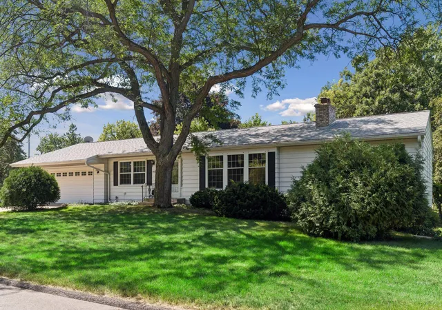 Photo 1 of Single family home for sale at 14211 Lennell Dr, Minnetonka, MN 55345 | MLS# 7131610 | Listing updated on 2026-09-04